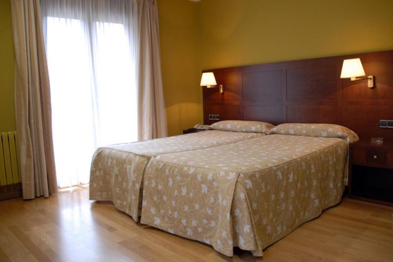 Llavorsí Hotel De Rei מראה חיצוני תמונה