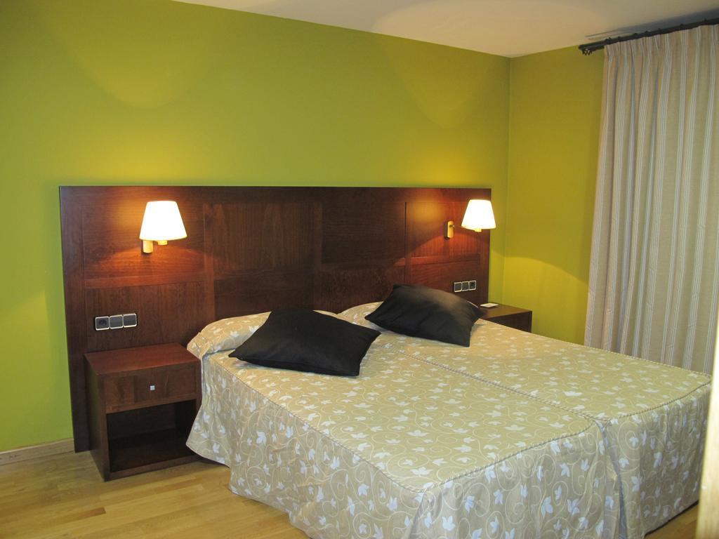 Llavorsí Hotel De Rei מראה חיצוני תמונה