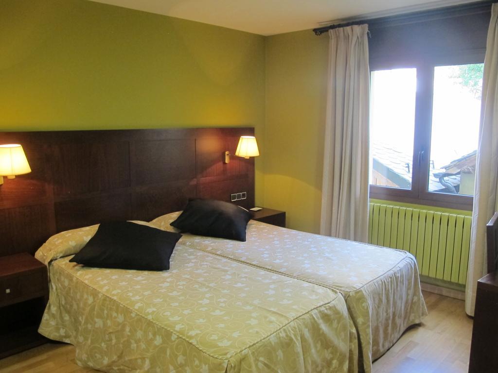 Llavorsí Hotel De Rei מראה חיצוני תמונה